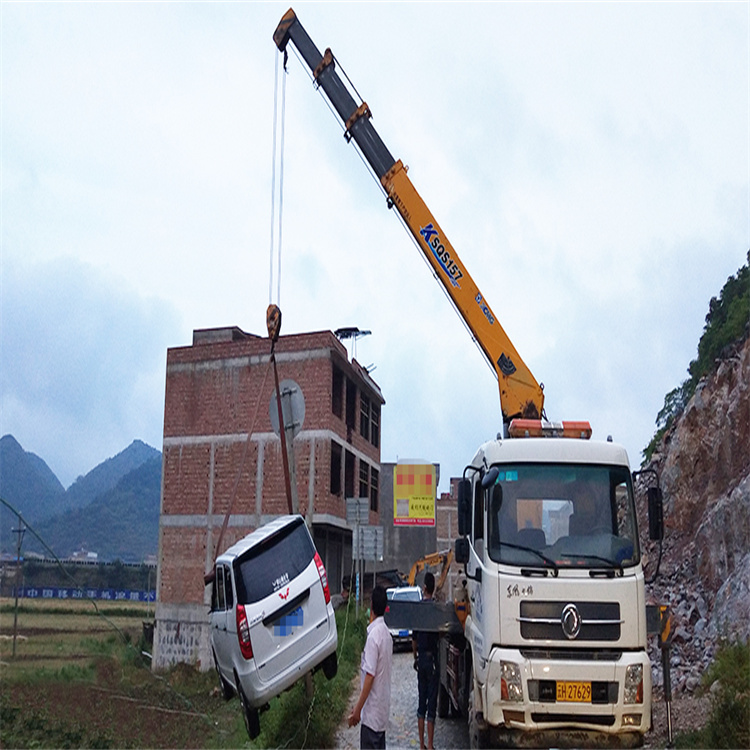 岳阳请个吊车吊小车多少钱